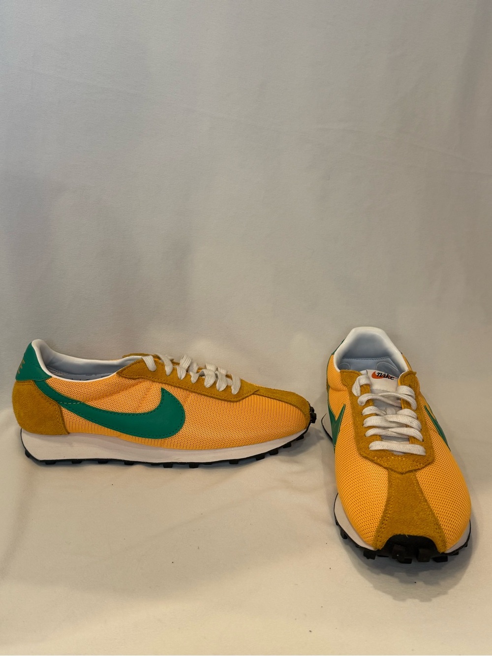 Nike LD-1000 Laser Orange Stadium Green Retro Runner NWOB Men's 8 Women's 9.5 - Picture 2 of 12